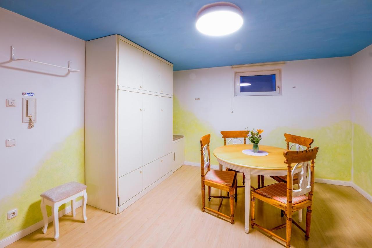 Apartament Zum Engelreich Ruhig, Laendlich, Stadtnah *